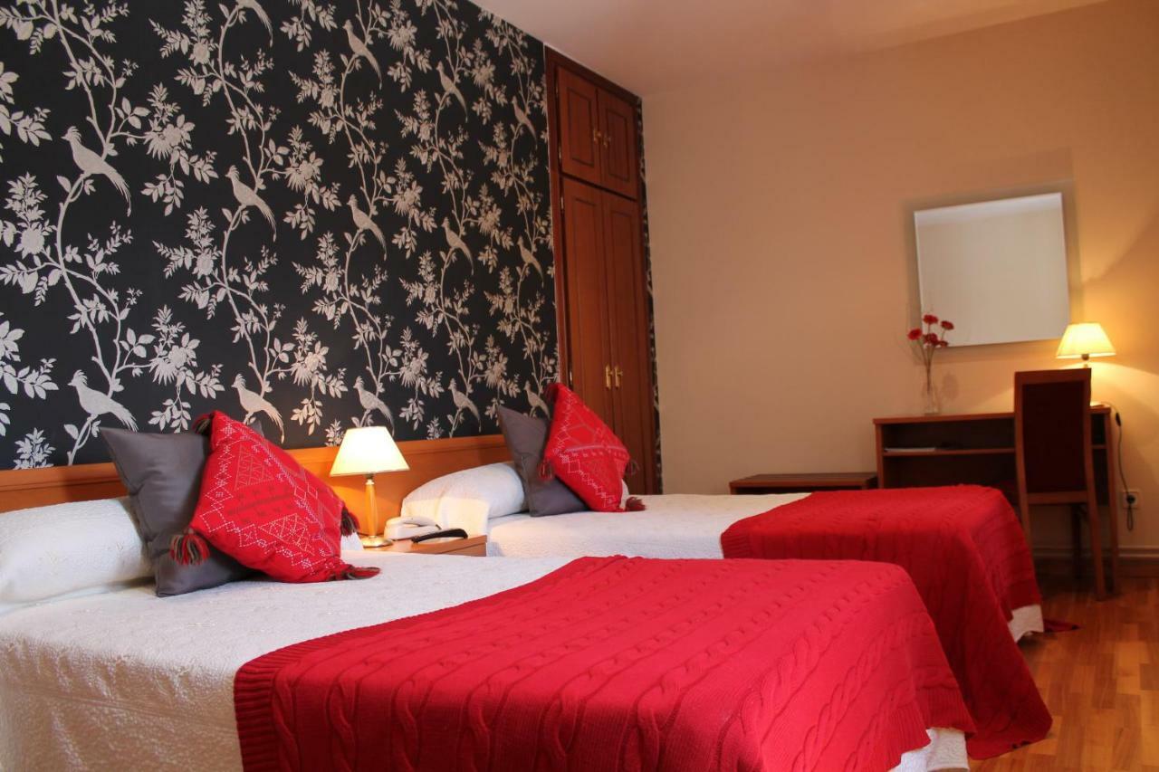 Hotel Montero Мондоньедо Экстерьер фото